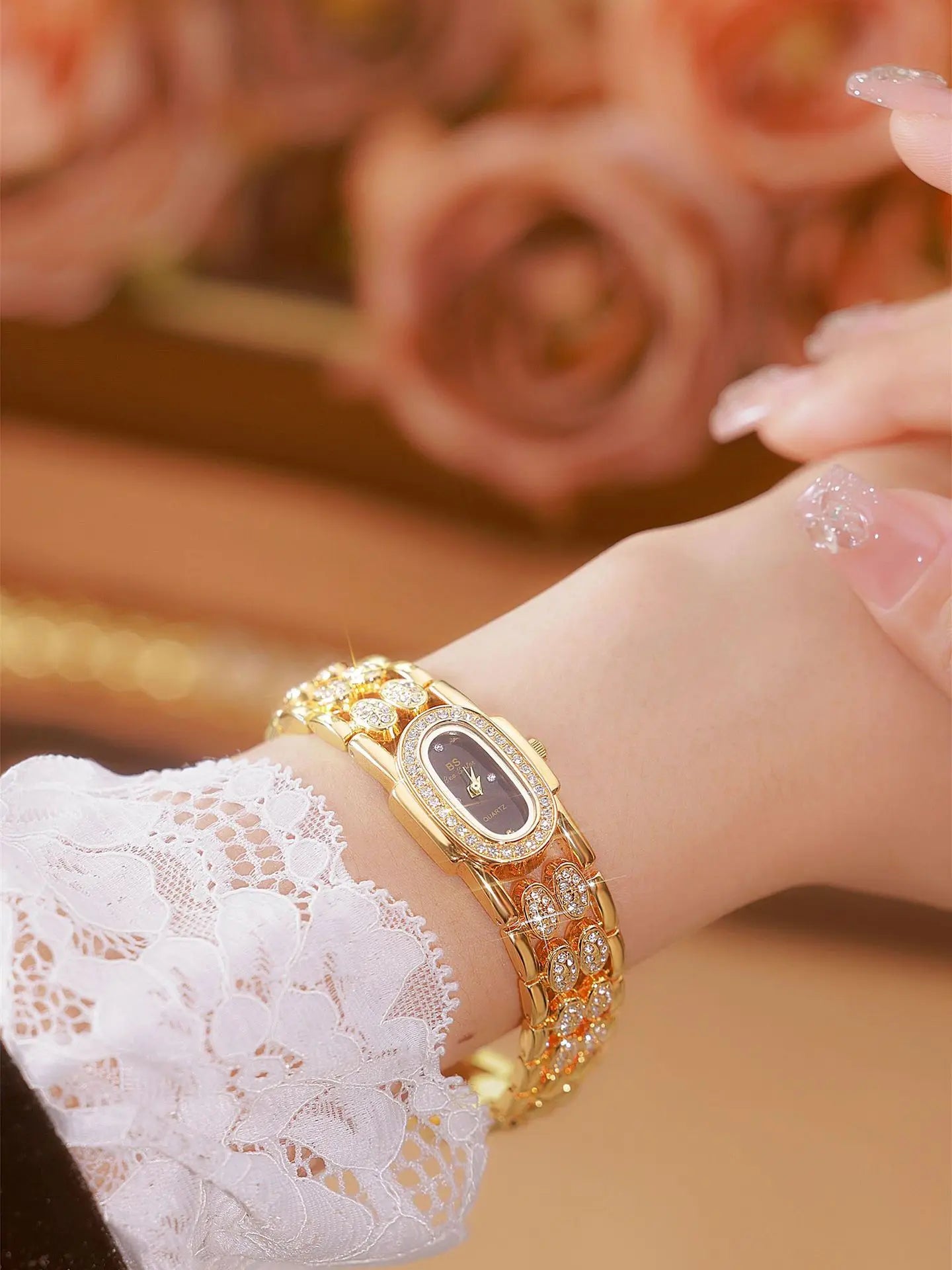 Elegant Women's Luxury Gold Diamond Watch