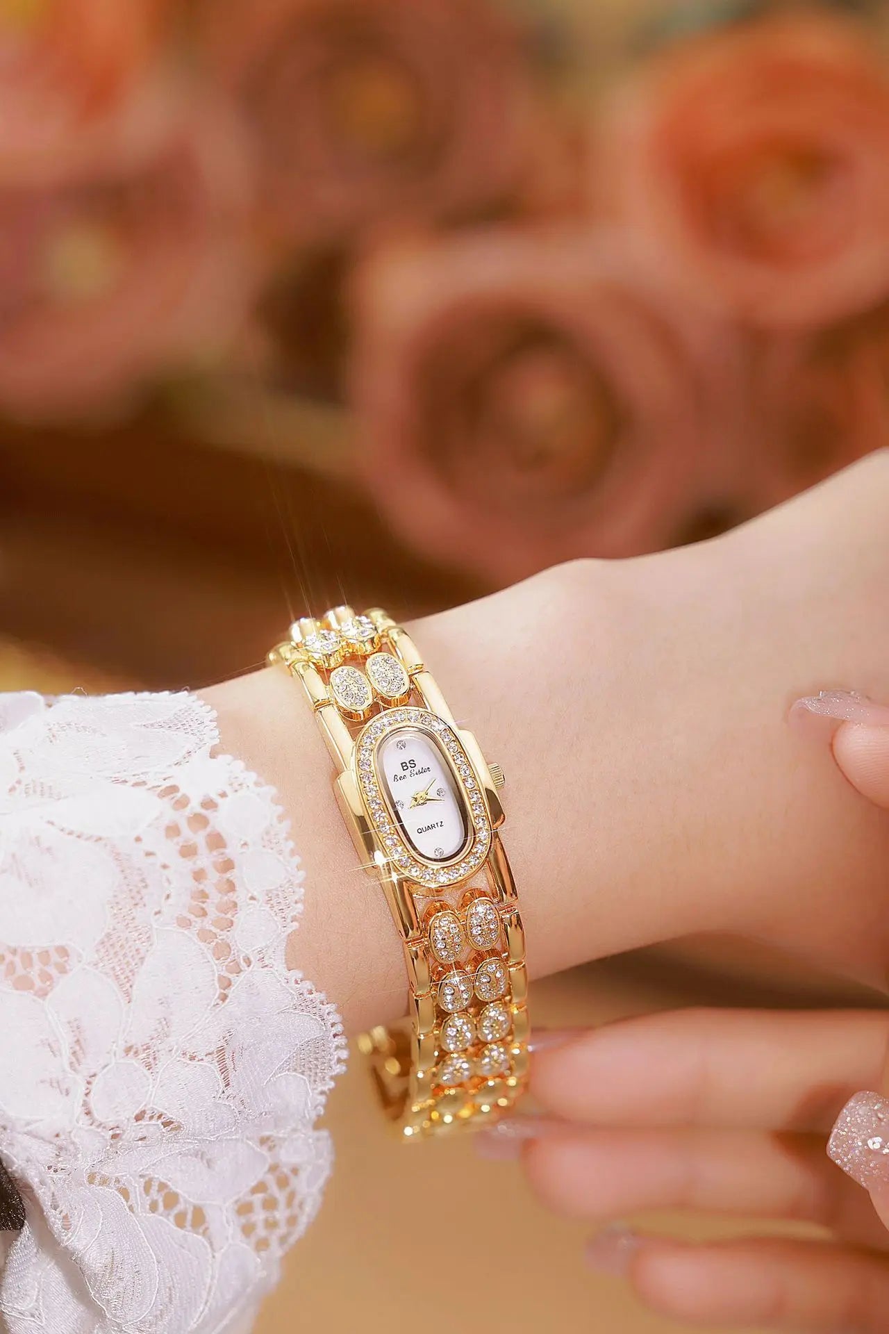 Elegant Women's Luxury Gold Diamond Watch