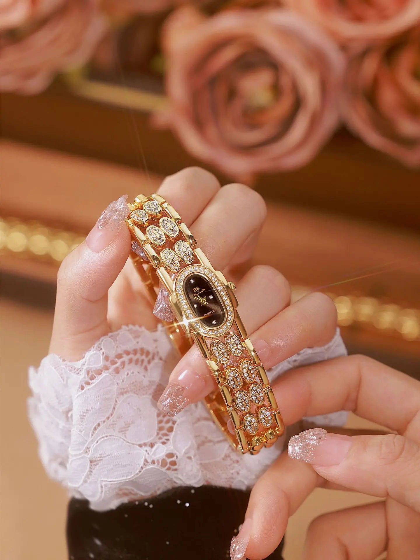 Elegant Women's Luxury Gold Diamond Watch