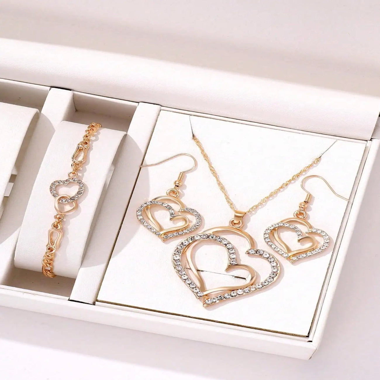 3-Piece Heart Jewelry Set – Earrings & Pendant Necklace